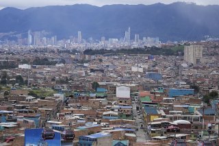 A la suite d'un séisme de magnitude 6,1, des scènes de panique ont été vues à Bogota, où les habitants quittaient leurs maisons (Archives).